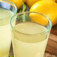 Të gjitha dobitë e limonadës së ngrohtë
