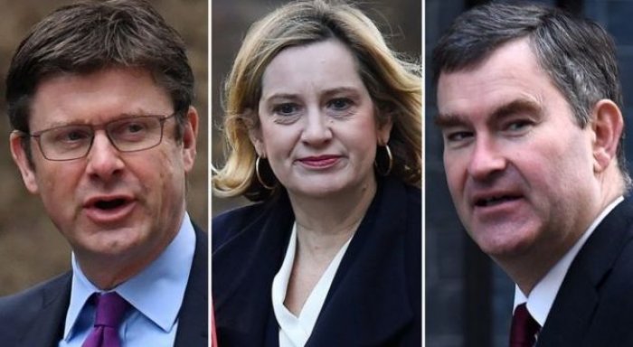 Tre ministra britanikë kërkojnë që Brexit-i të shtyhet