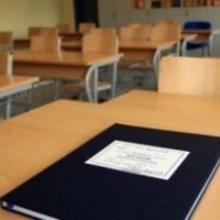 Dënohet me 15 vjet burg mësimdhënsi kosovar i cili e puthi një nxënëse të klasës së shtatë